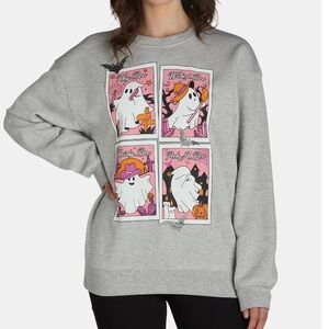 Women’s Medium Halloween Graphic Crewneck